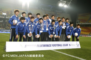 Junsu率いる韓国芸能人サッカーチーム Fc Men 芸人チームと初試合 Barks