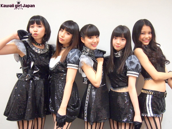 Kawaii girl Japan/インタビュー】9nine、「Evolution No.9」をリリース。みんなで繋ぐ“9ケース”の中身とは…？ |  BARKS