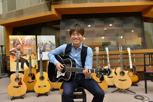 コブクロの小渕健太郎、レコ発イベントで語ったギターへの想い「ギター