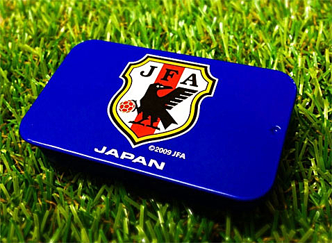 サッカー日本代表チーム ピックケース発売 ギター ピックに続くサッカー協会公認商品第2弾 Barks