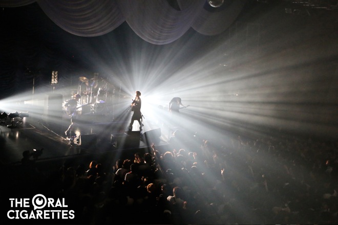 ライブレポート The Oral Cigarettes 地元ワンマンで 誰一人置いていかへんからな Barks