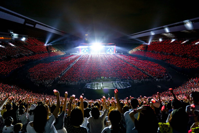 ライブレポート Bigbang デビュー10周年で16万5 000人が熱狂 Barks