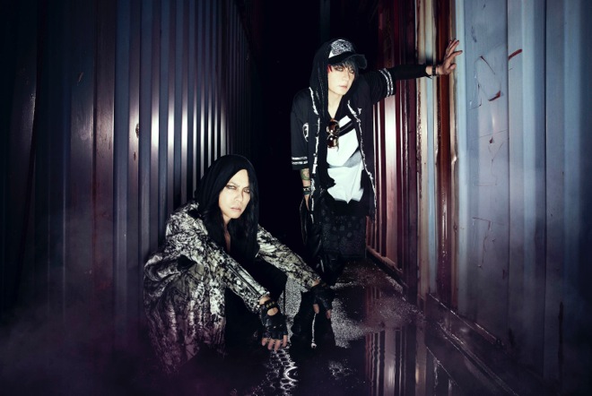 VAMPS、ニューシングル＆アルバムアートワークにRockin' Jelly