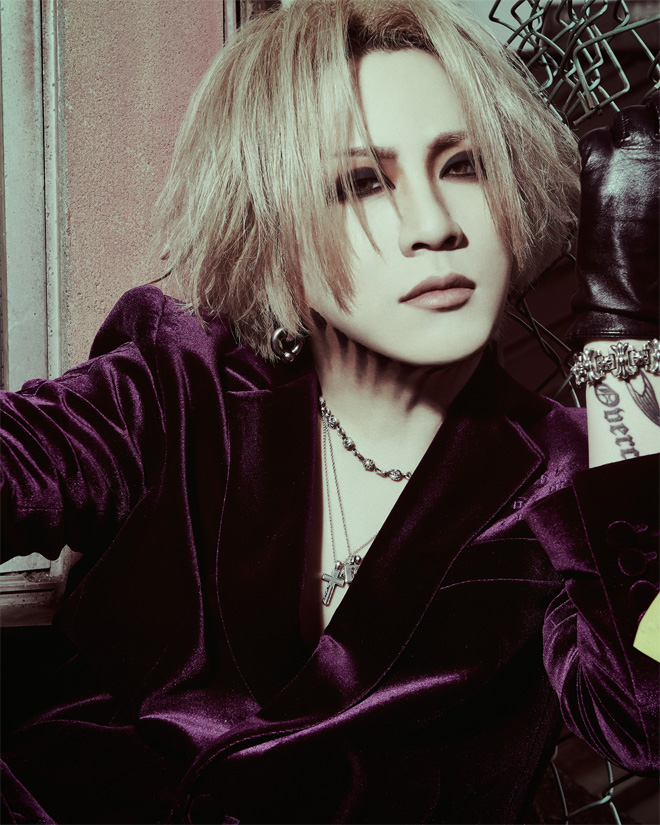 y{zK[bg-the GazettE-201yْ[|ҁz 	YouTube>6{ ->摜>12 