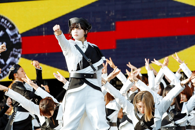 欅坂46 けやき坂46 欅共和国 2018 3日間で45 000人が富士急集結 Barks