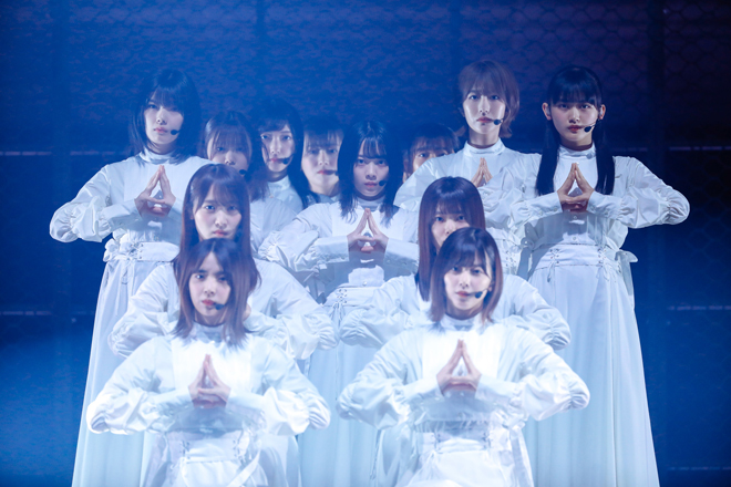 ライブレポート 欅坂46 ラストライブで櫻坂46の初sg歌唱 新たな物語の幕開け告げる Barks