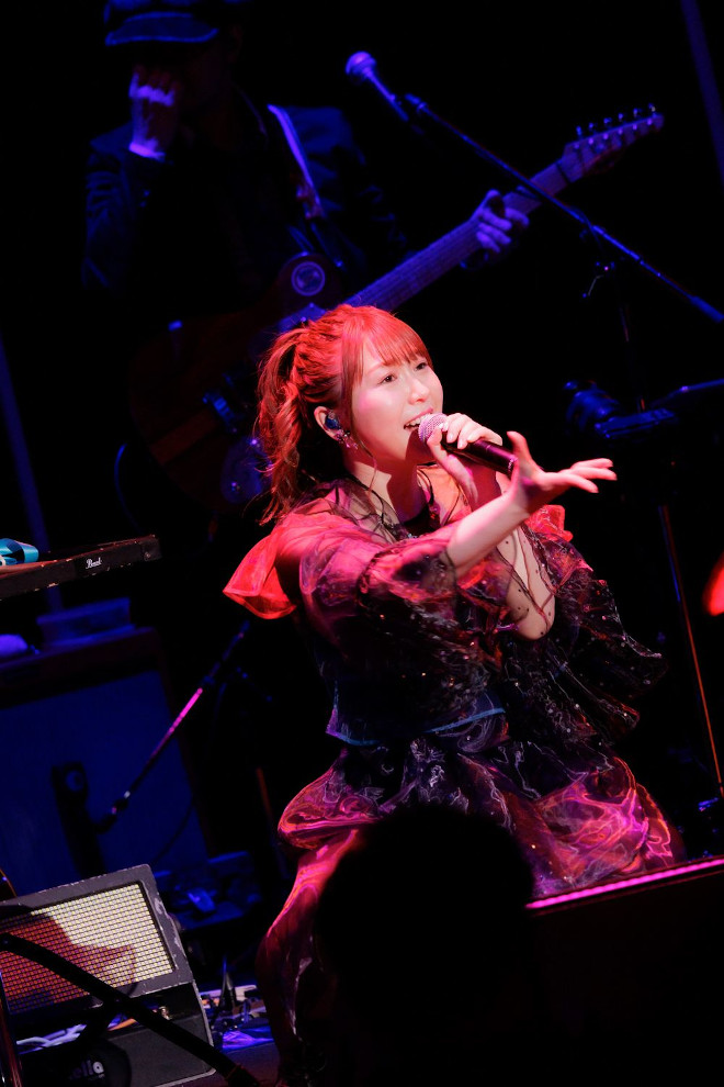 安野希世乃、デビュー5周年記念ライブツアー最終公演のライブ映像作品を7/26発売 | BARKS
