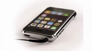 「iPhone」には全米を代表するKlipschのイヤフォンが似合う