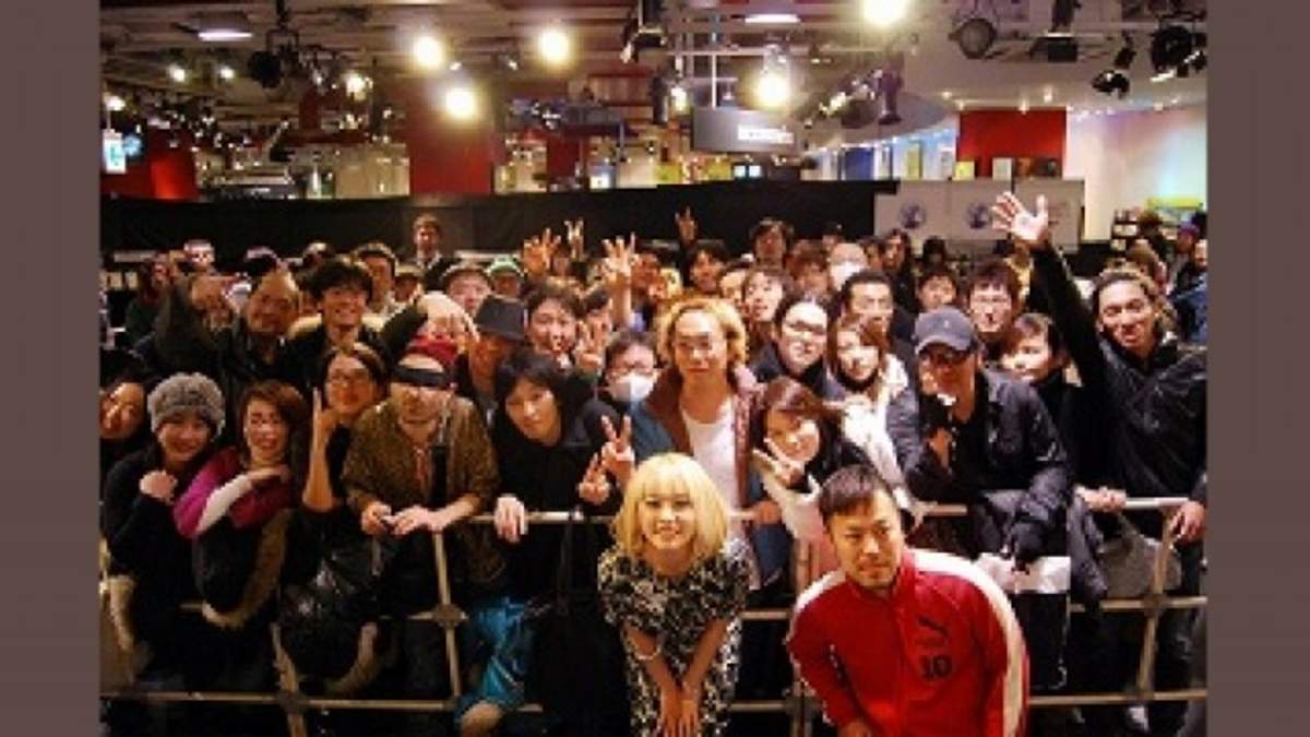 渋谷HMVがクラブへと変貌した、immiのインストアイベント | BARKS