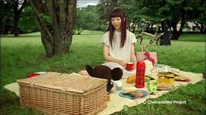 持田香織とチェブラーシカがピクニック
