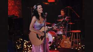 ケイティ・ペリー、『MTV Unplugged』をリリース