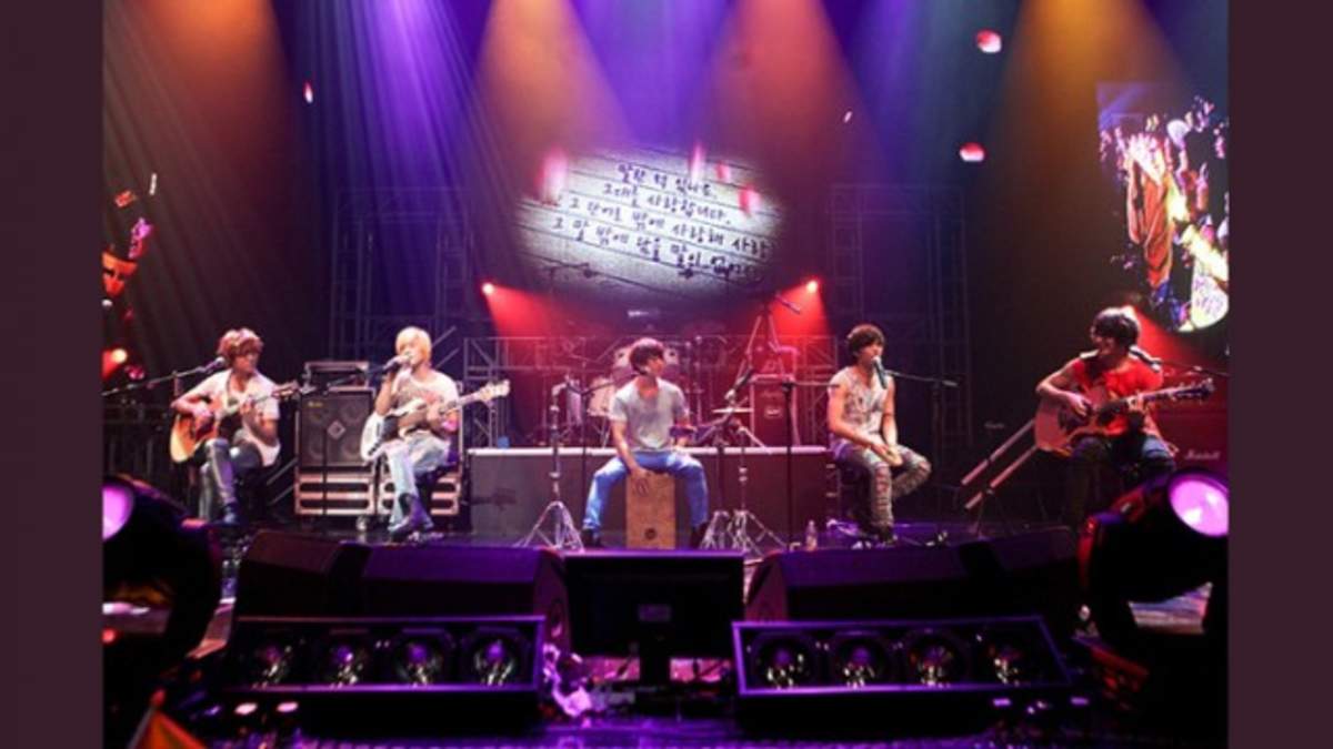 FTISLAND、ソウルで1年ぶりの凱旋ライブ | BARKS