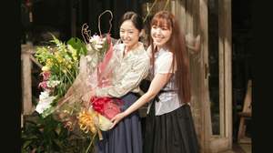 NHK連続テレビ小説『おひさま』クランクアップ、平原綾香が花束を持って井上真央の元へ