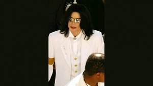 マイケル・ジャクソン公判19日目、弁護団「マイケルが鎮痛剤の中毒であった」と主張