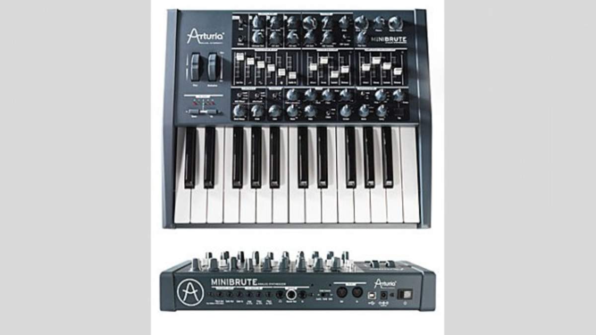 ブランド雑貨総合 Arturia アナログシンセサイザー MiniBrute 鍵盤楽器