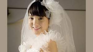 川島海荷、主演ドラマで初のウエディングドレス姿を披露 