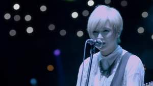 yui、新バンドFLOWER FLOWERの新曲「月」がau PERFECT SYNC./REAL篇CMに起用