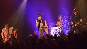 加藤和樹、デビュー7周年の七夕にライブ「10周年、15周年、20周年、ライブを行なうという願いを込めて!!」