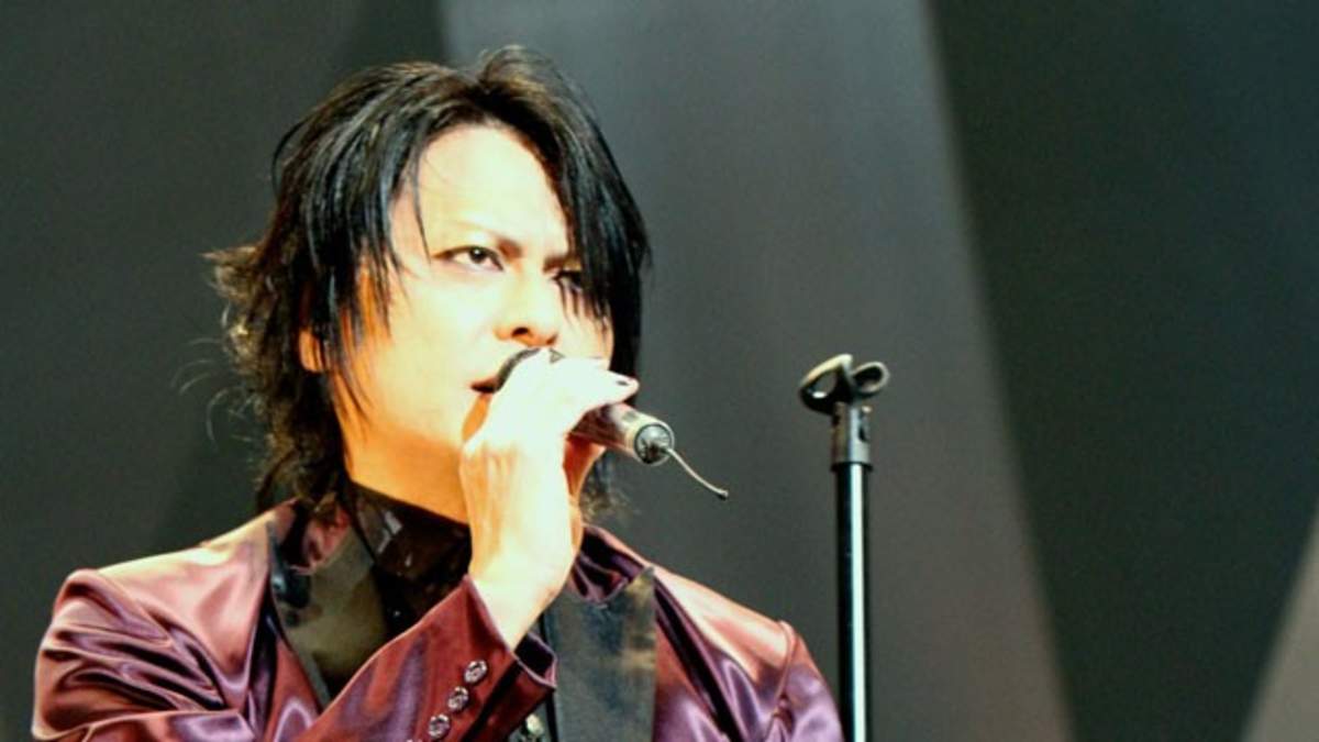 ライブレポート】BUCK-TICK、年末恒例日本武道館公演、2013年も