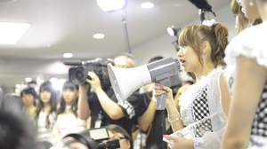 AKB48、＜選抜総選挙＞ライブでドキュメンタリー映画主題歌をサプライズ披露