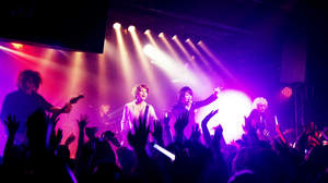 Alice Nine、初のアジアツアー完遂 各地ライブの舞台裏に迫るドキュメントDVD発売