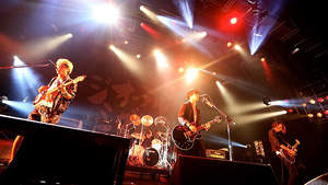【ライブレポート】THE ORAL CIGARETTES、ワンマンツアー最終日に「ヤバい!!めっちゃ楽しい!!」