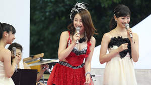 【イベントレポート】吉川友×横山ルリカ、アコースティックで歌うモーニング娘。