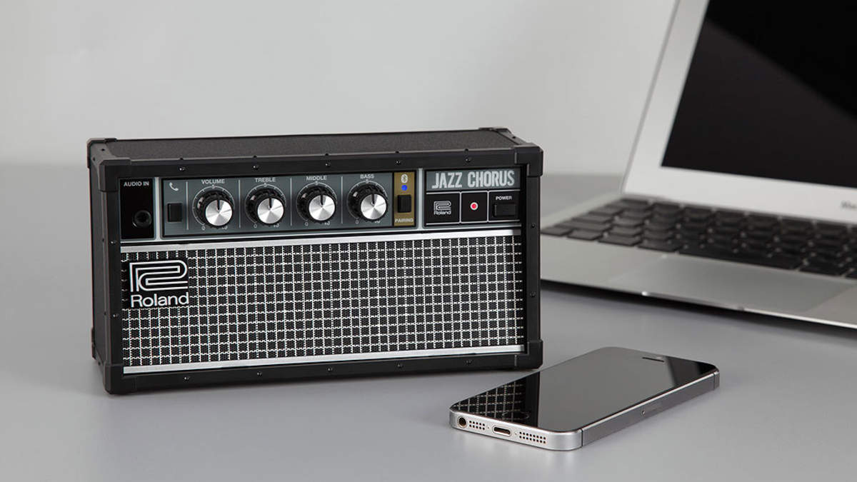 ローランドのロングセラー・ギターアンプ「ジャズ・コーラス」が卓上型Bluetoothスピーカーに！ 「JC-01」登場 | BARKS