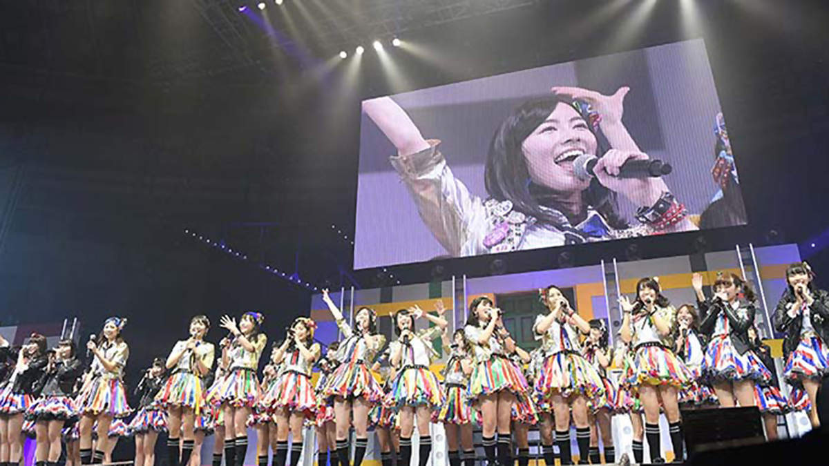 Ske48が宮澤佐江卒業コンサート前夜祭 チキンline カップリング曲も披露 Barks