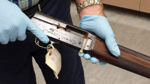 シアトル警察、カート・コバーンが自らを撃った銃を公開