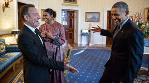 ブルース・スプリングスティーン、ホワイトハウスでオバマ大統領へお別れの演奏