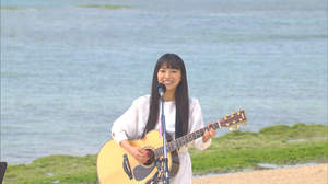 miwa、NHK『SONGS』で“第二のふるさと”沖縄訪問。イルカのオキちゃんと共演