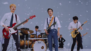 CNBLUE、オフィスワーカーに扮して演奏する「SHAKE」MVフル公開