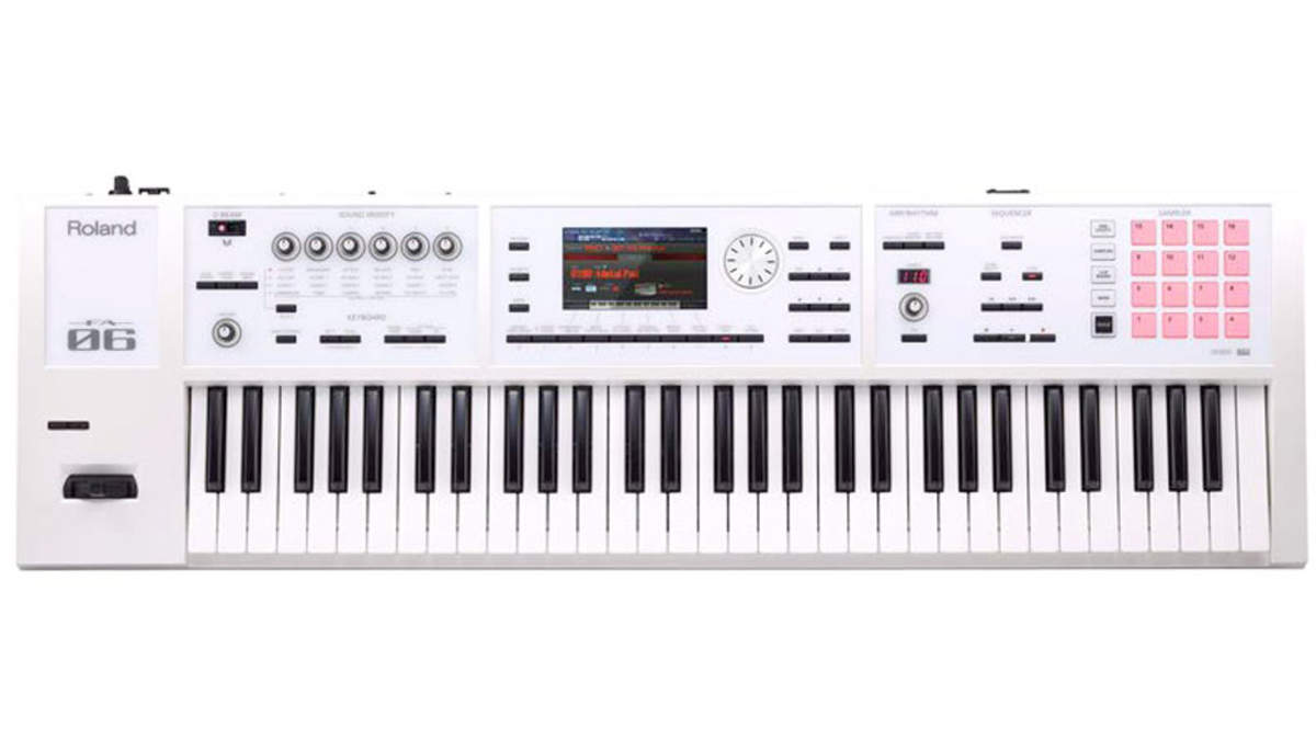 人気のシンセサイザー「FA-06」の白モデルがRoland×島村楽器コラボ 