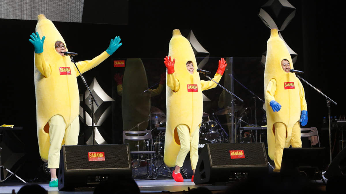バナナフリッターズ 山寺宏一 日髙のり子 関俊彦 22年ぶりコンサートでバナナの着ぐるみやヒップホップダンス Barks