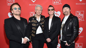 U2のアダム、メンバーの結束とクラプトン&タウンゼントに感謝
