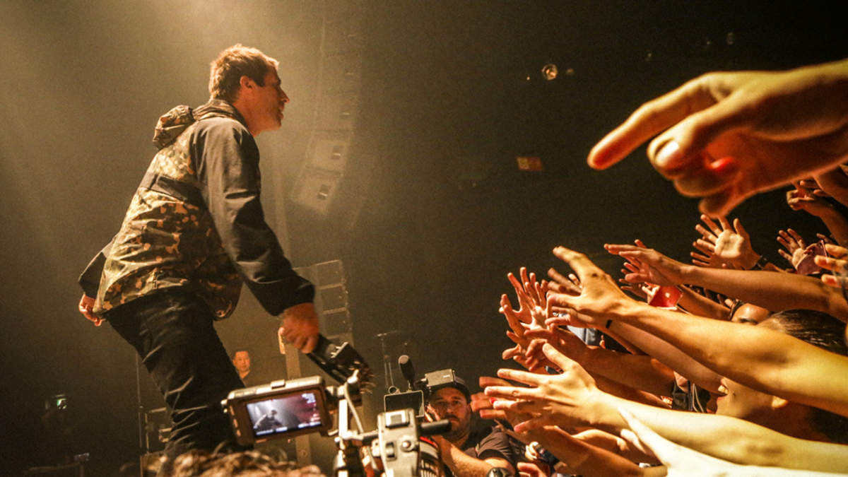 ライブレポート リアム ギャラガー 初の日本ソロ公演で高めたアルバムへの期待 Barks