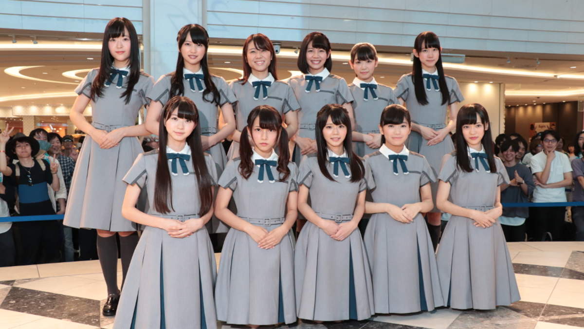 『22/7写真集　 青春は割り切れない』限定版【連載「11人のご自由にプロデュース」ミニ冊子/セルフプロデュース版＋限定カバー＋発売記念オンラインイベント抽選券付き♪】