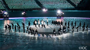 EXO、平昌オリンピック閉幕式でパフォーマンス