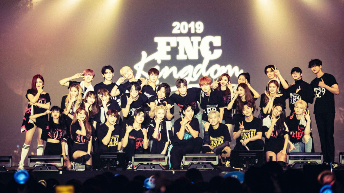 2019 FNCキングダム  ヨンファポスカ コンプリートK-POP/アジア