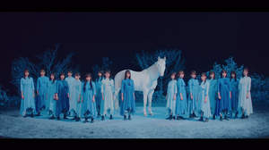 日向坂46、主演ドラマ「DASADA」主題歌「青春の馬」MVに白馬