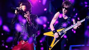 B'z、歴代全23映像作品を一挙公開『B'z LIVE-GYM -At Your Home-』
