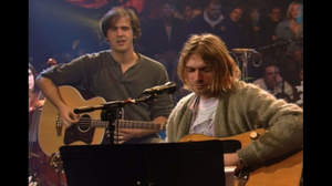 カート・コバーンが『MTVアンプラグド』でプレイしたギター、高値で競売に