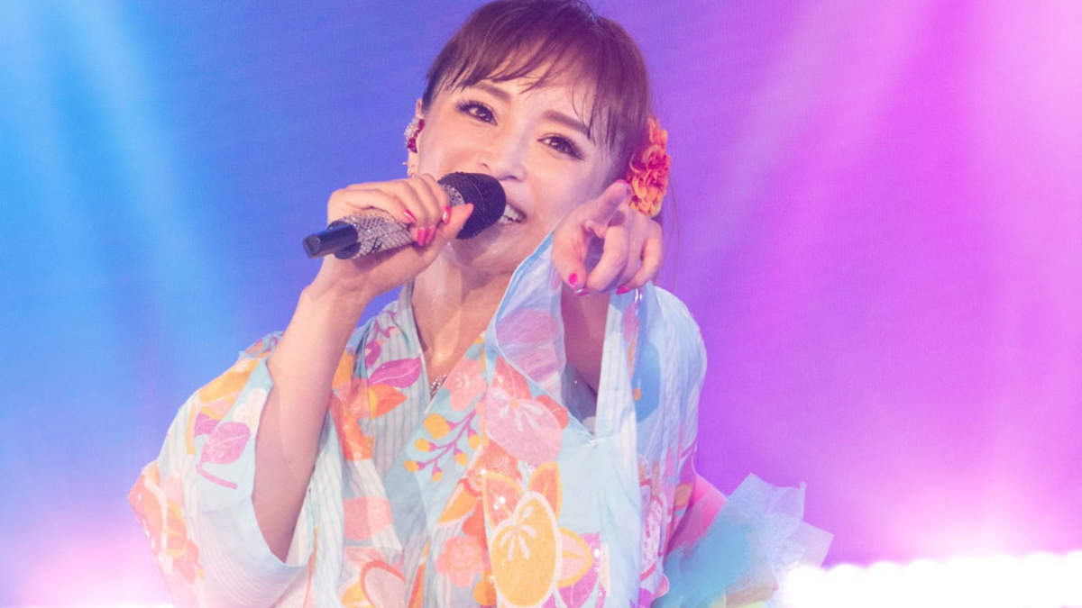 ライブレポート A Nation Online Blue Stage 浜崎あゆみ 倖田來未ら16組が心をジャック Barks