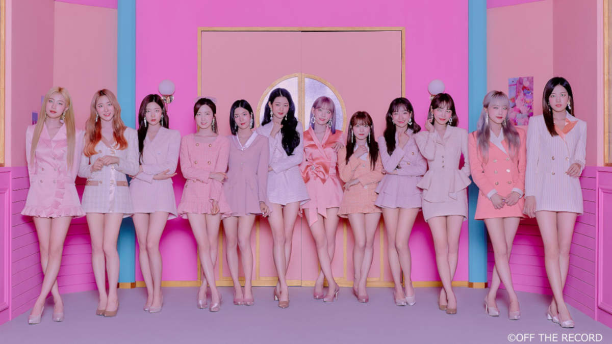 IZ*ONE、日本1stアルバム『Twelve』全員集合ビジュアルとジャケット