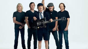 AC/DC「僕らの新作をきっかけに、キッズにギターを手にしてもらいたい」