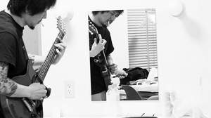 横山健プロデュースのギターブランドから“助六 Jr.”発売「気軽にギターを手にしてほしい」