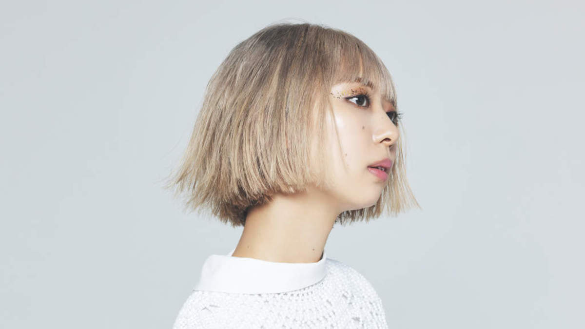 Anna Takeuchi, 2nd full album "TICKETS" jacket photo & recorded music released thumbnail