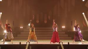 ももクロ、武道館公演から最新自己紹介ソング「ダンシングタンク♡」ライブ映像を初公開