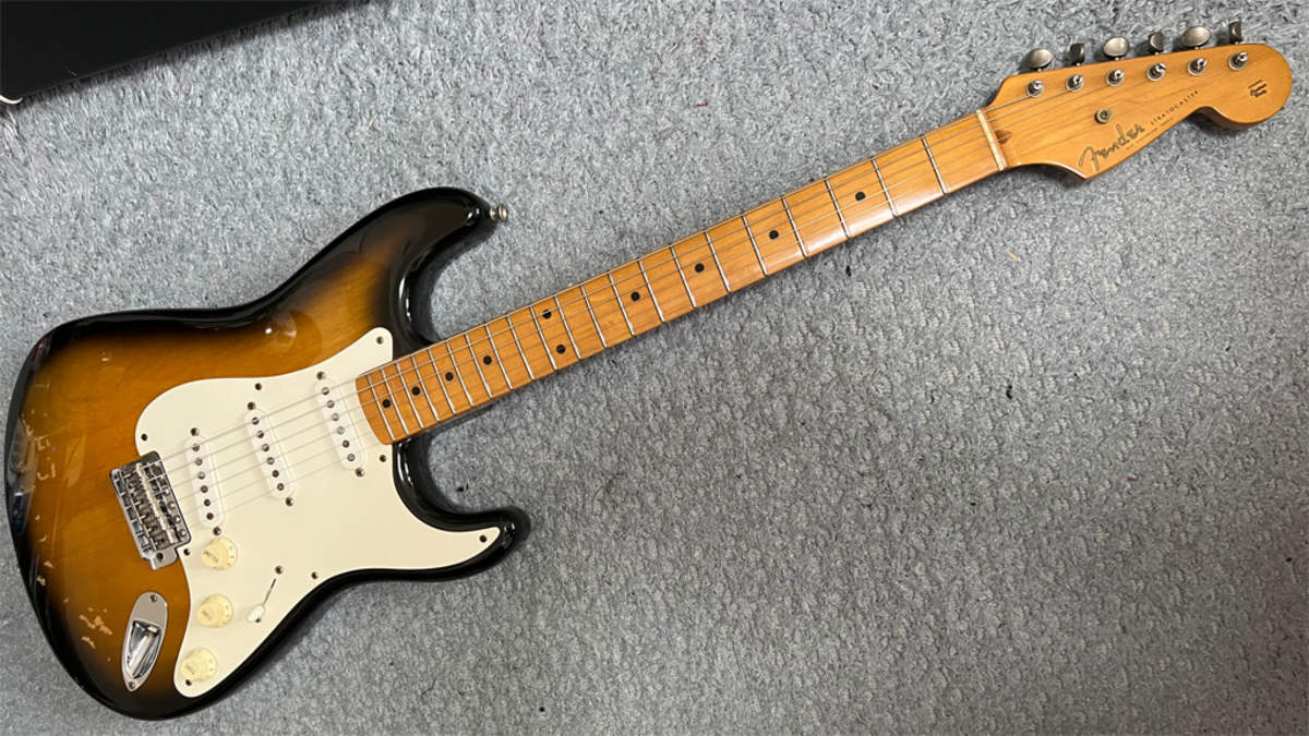 Fender フェンダー STRATOCASTER ストラトキャスター Contour